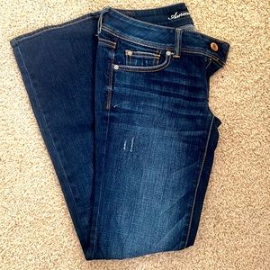 American eagle boot cut destroyed jeans. Barely worn.